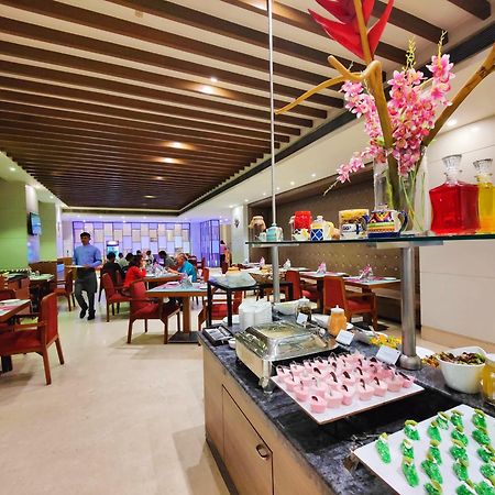 Regenta Central Grand Exotica Pimpri-Chinchwad Zewnętrze zdjęcie