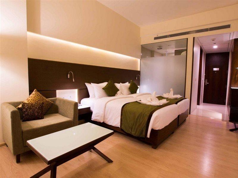 Regenta Central Grand Exotica Pimpri-Chinchwad Zewnętrze zdjęcie