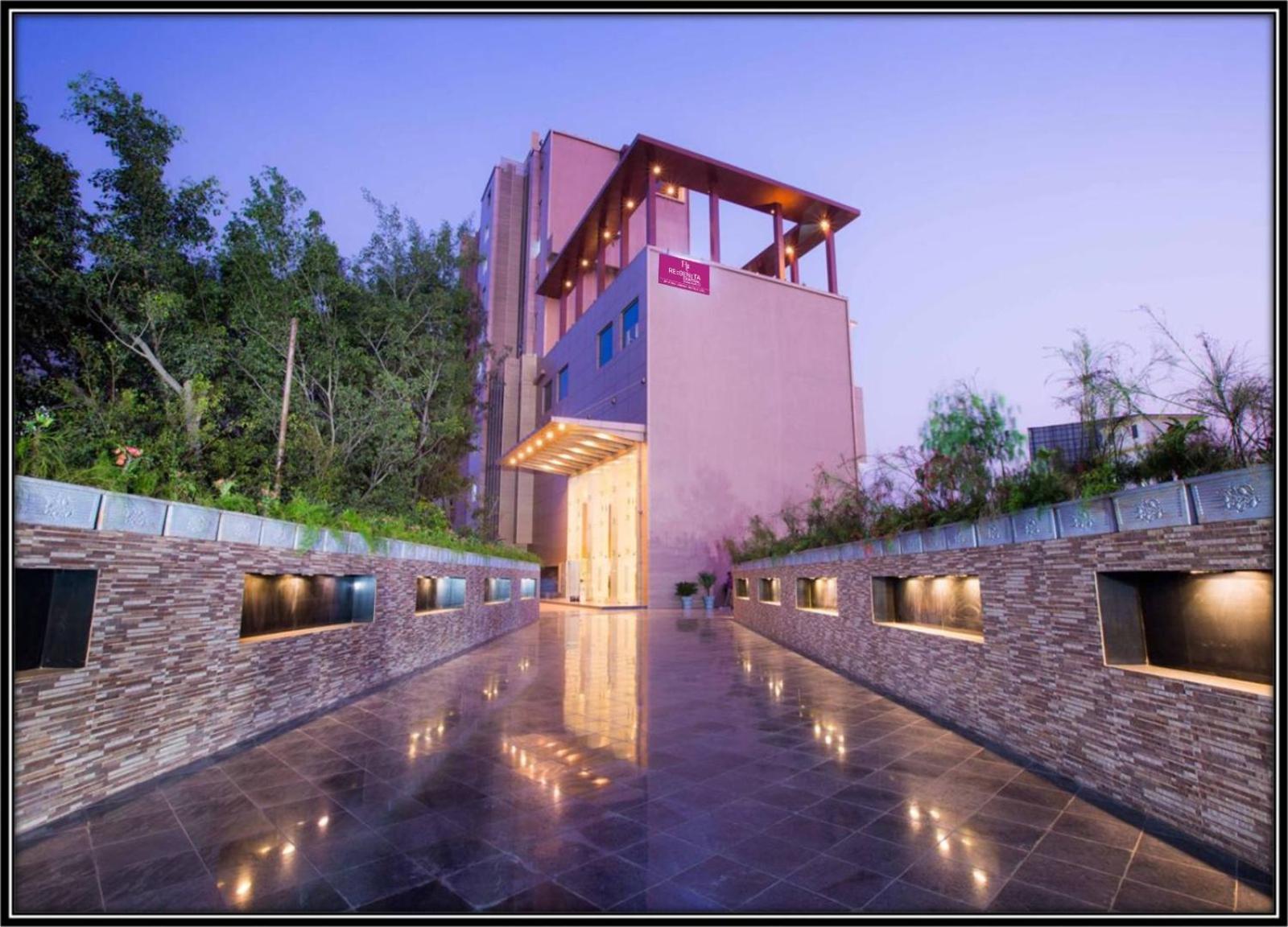 Regenta Central Grand Exotica Pimpri-Chinchwad Zewnętrze zdjęcie