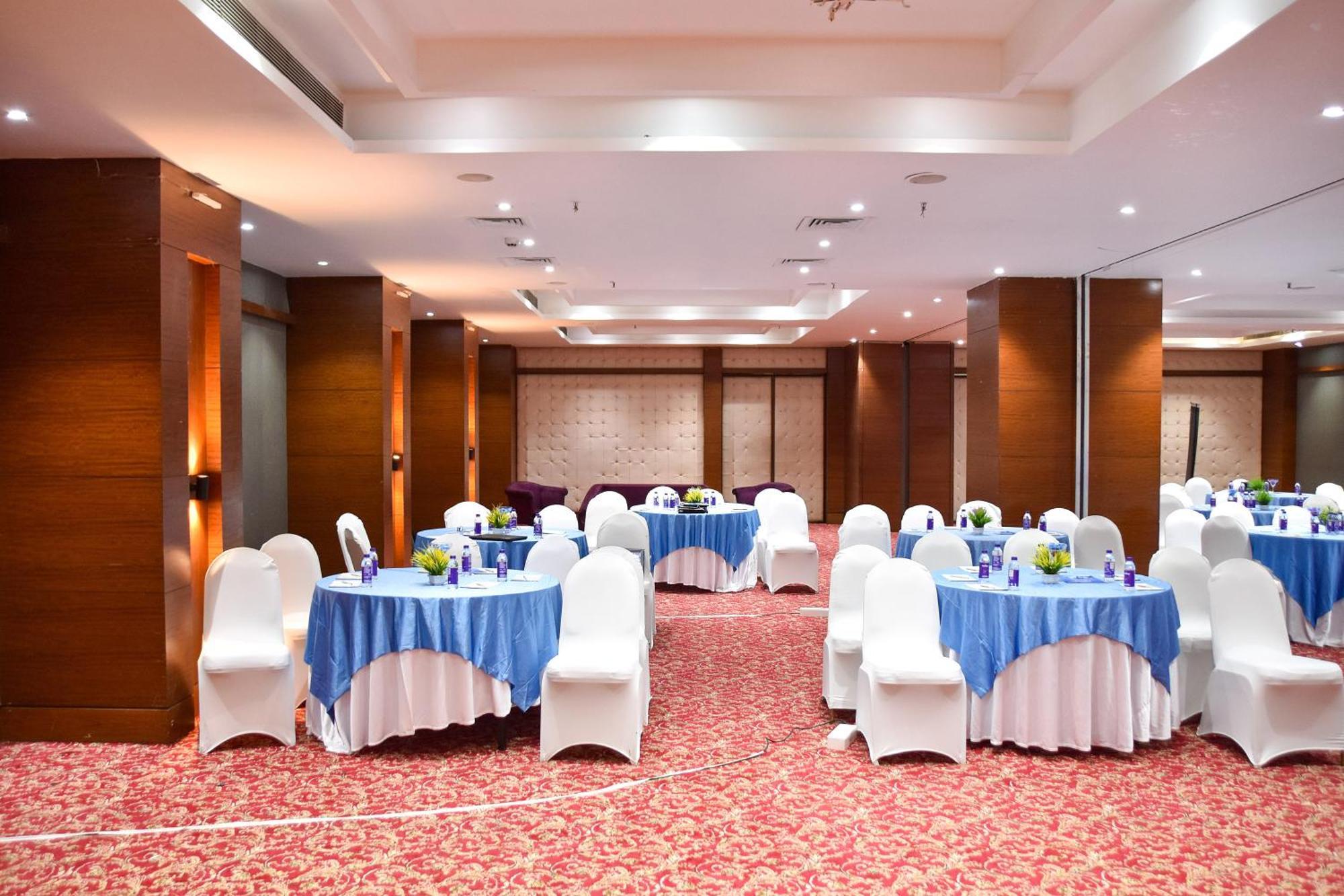 Regenta Central Grand Exotica Pimpri-Chinchwad Zewnętrze zdjęcie