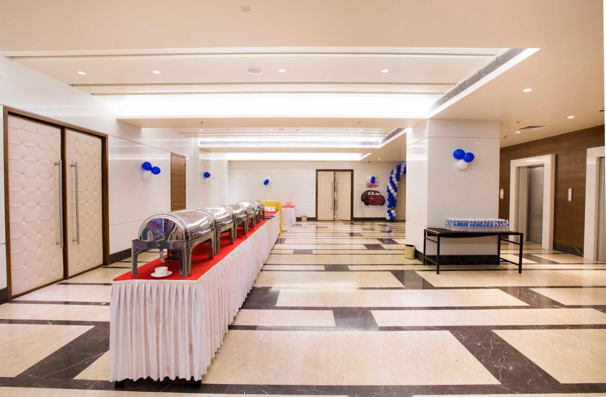 Regenta Central Grand Exotica Pimpri-Chinchwad Zewnętrze zdjęcie