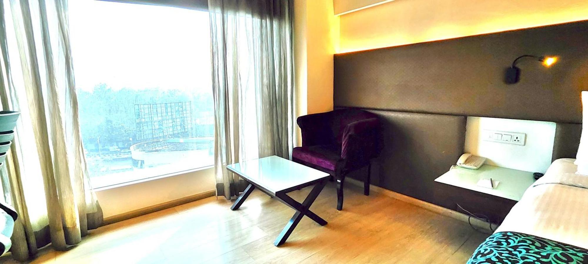 Regenta Central Grand Exotica Pimpri-Chinchwad Zewnętrze zdjęcie